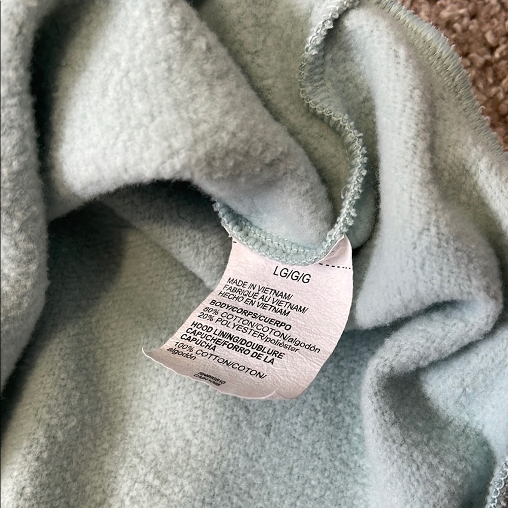 Under Armour Pullover - Picture 4 of 5